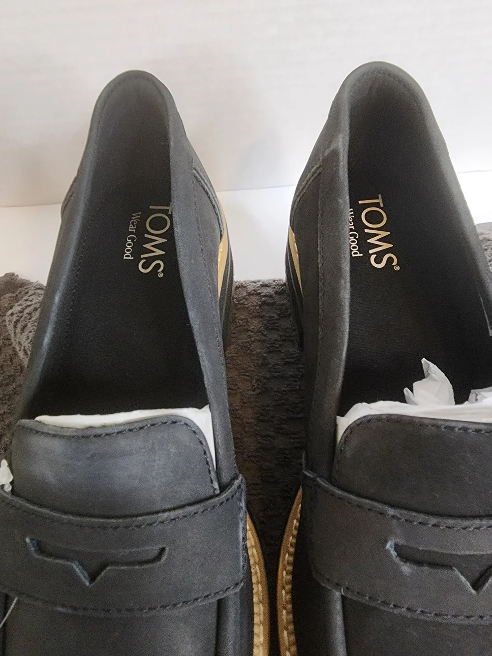 Toms Cara Black/Black Leather Platform Loafers.  NIB.  Women's Sz 8.5
